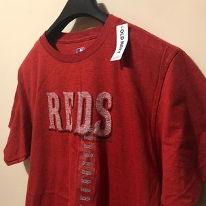 (NEW WITH TAGS!) Old Navy Cincinnati Reds Shirt